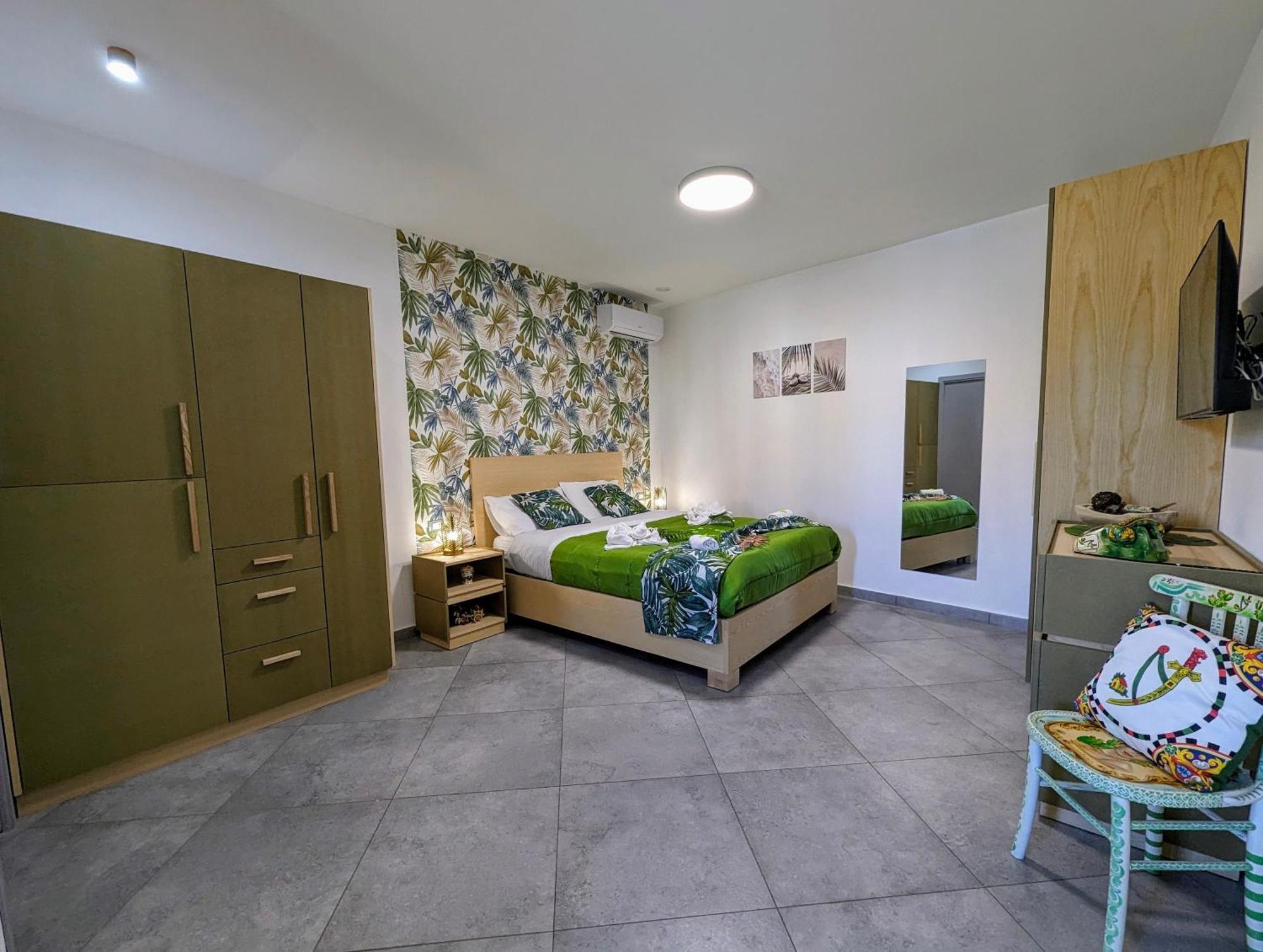 I Colori Della Sicilia Apartment ชีนิซี ภายนอก รูปภาพ