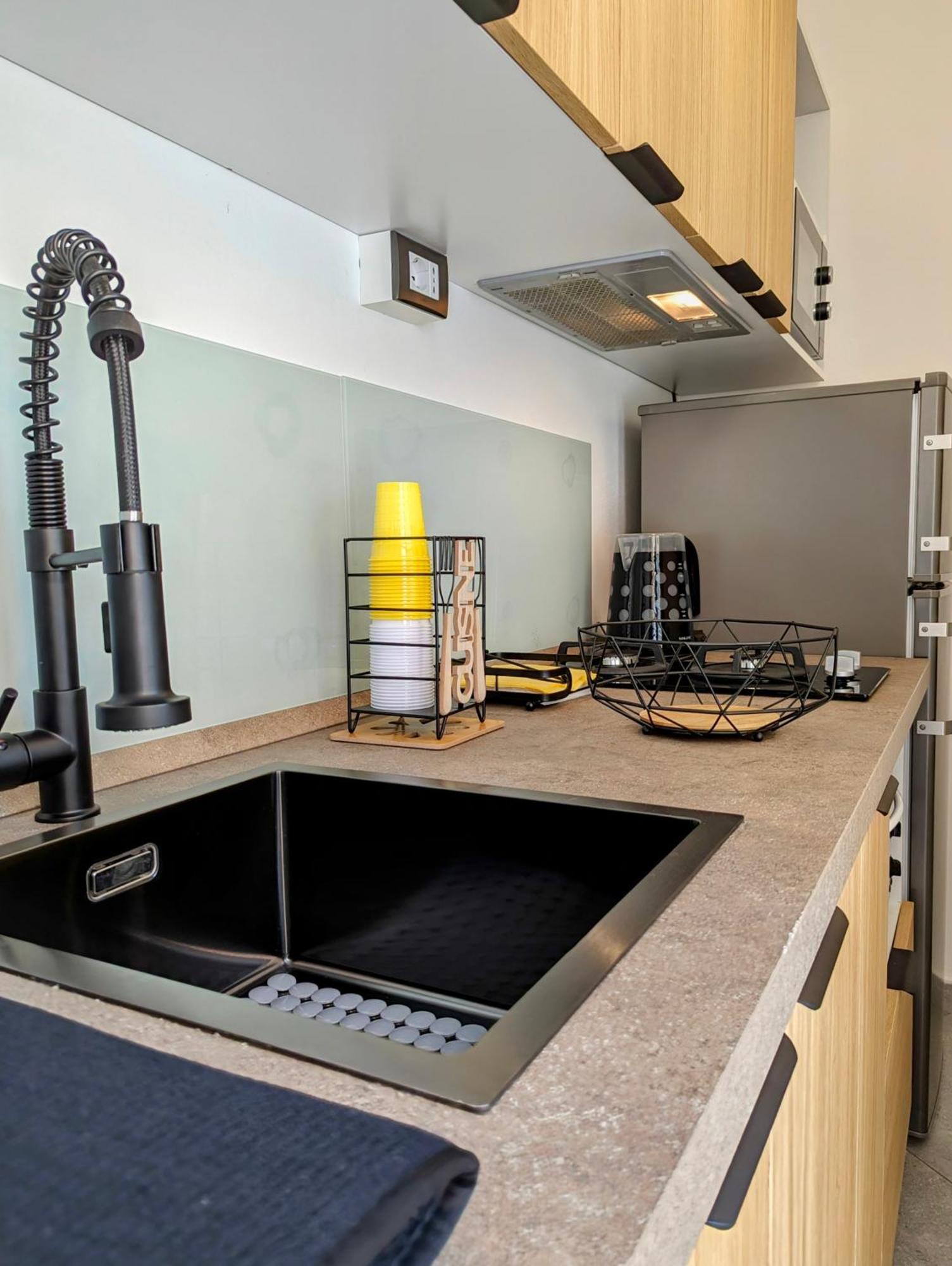 I Colori Della Sicilia Apartment ชีนิซี ภายนอก รูปภาพ