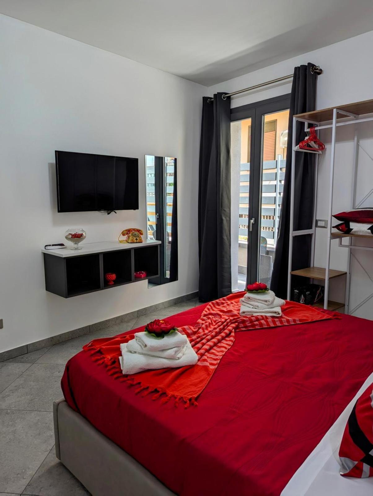 I Colori Della Sicilia Apartment ชีนิซี ภายนอก รูปภาพ