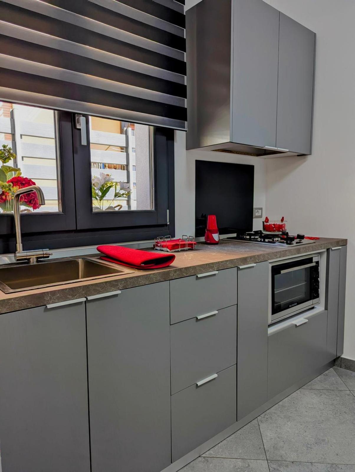 I Colori Della Sicilia Apartment ชีนิซี ภายนอก รูปภาพ