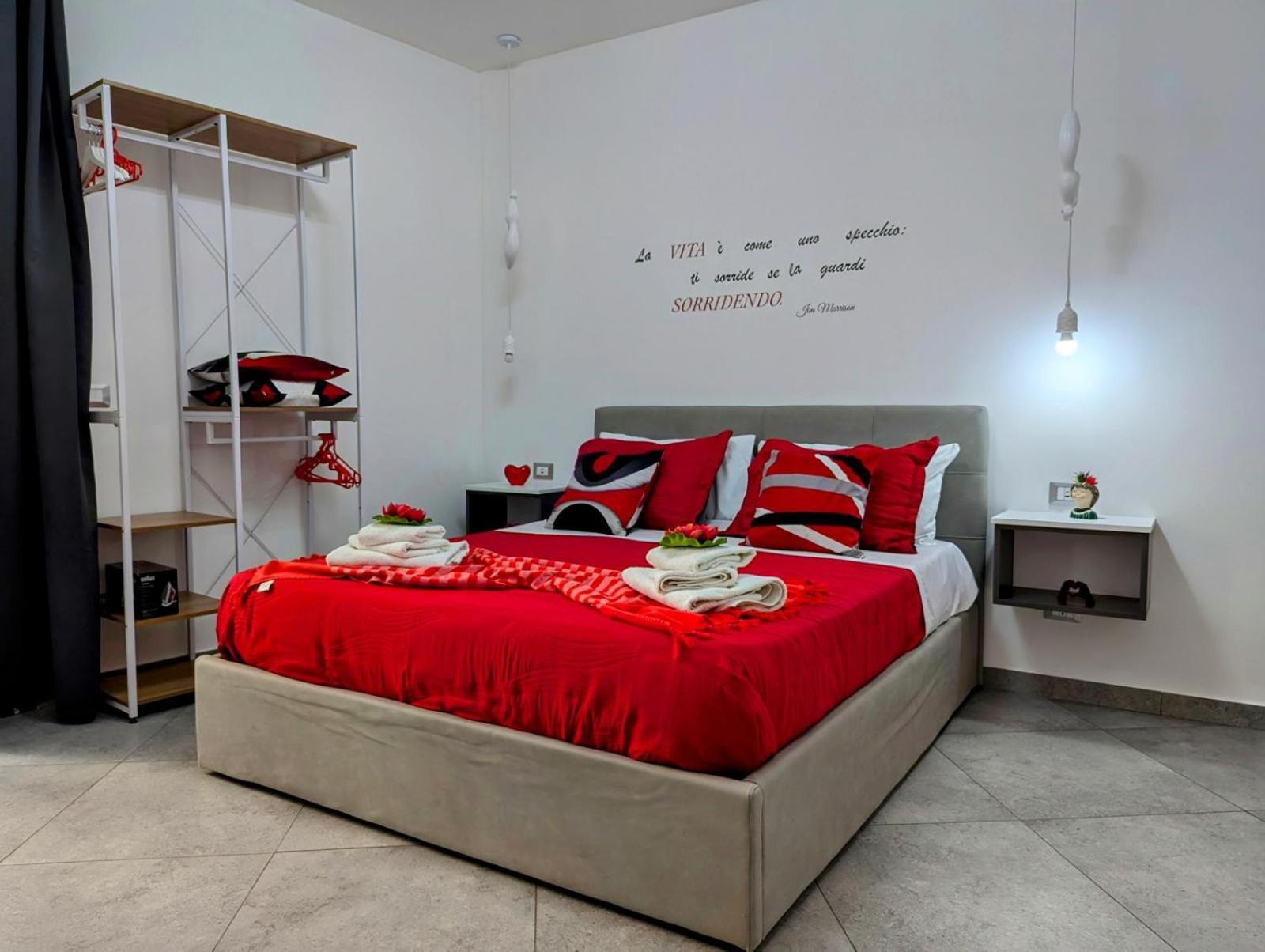 I Colori Della Sicilia Apartment ชีนิซี ภายนอก รูปภาพ