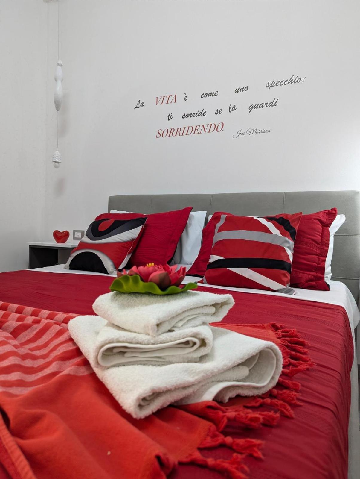 I Colori Della Sicilia Apartment ชีนิซี ภายนอก รูปภาพ
