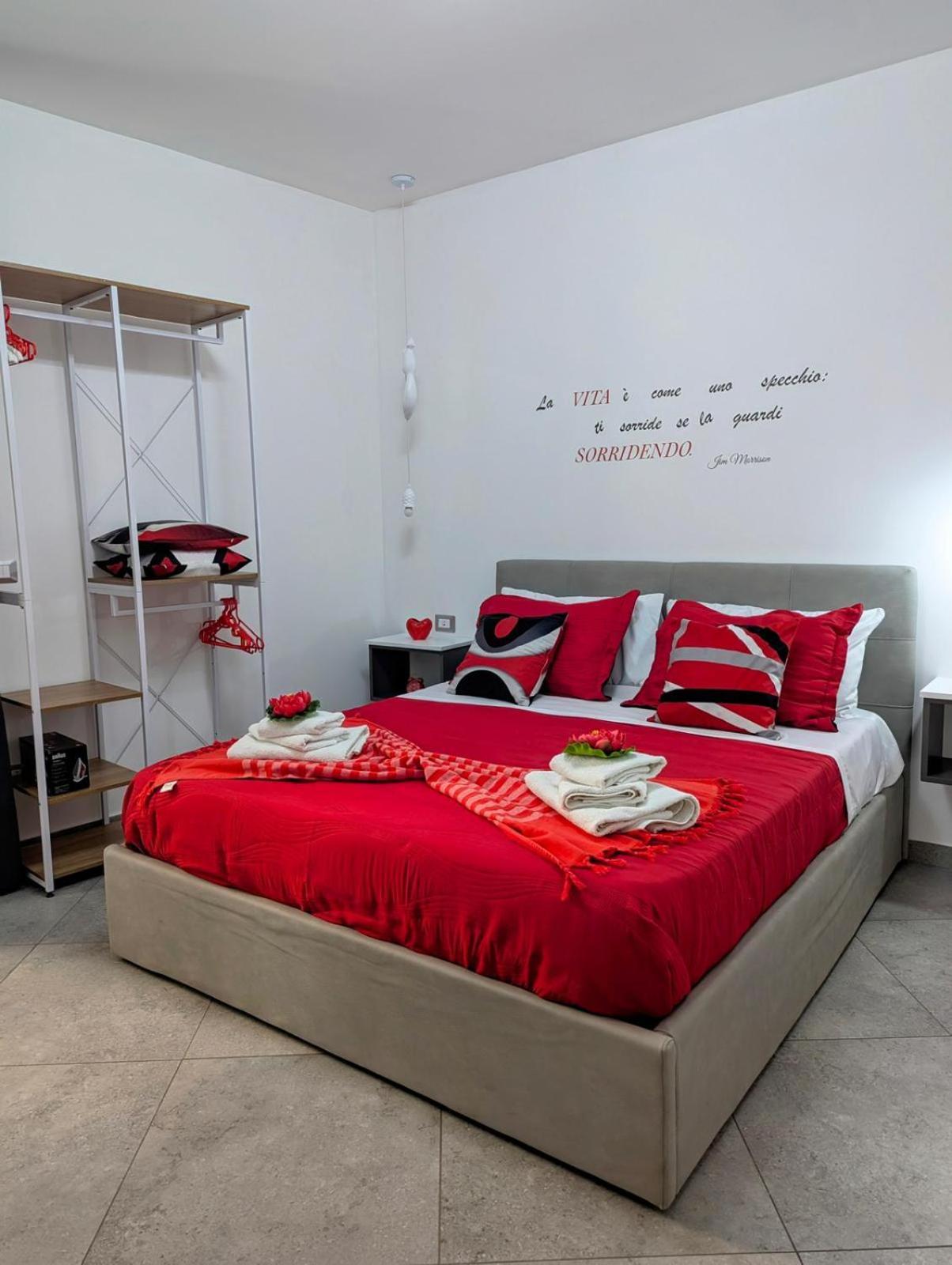 I Colori Della Sicilia Apartment ชีนิซี ภายนอก รูปภาพ